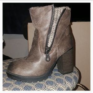 Charlotte Russe Boots w/ Knit Cuff & Zipper Accent